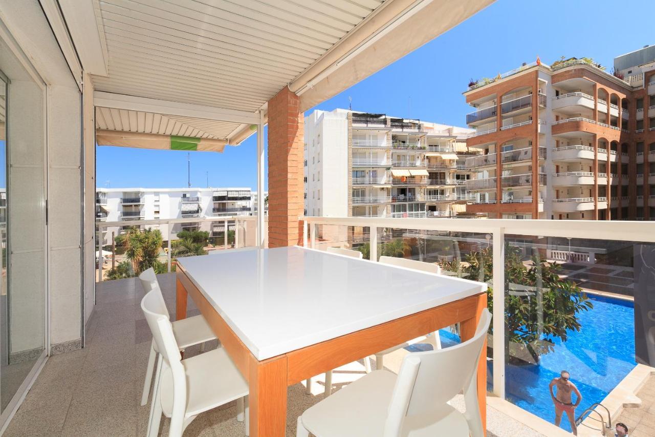 Uhc Center Apartments Σαλού Εξωτερικό φωτογραφία