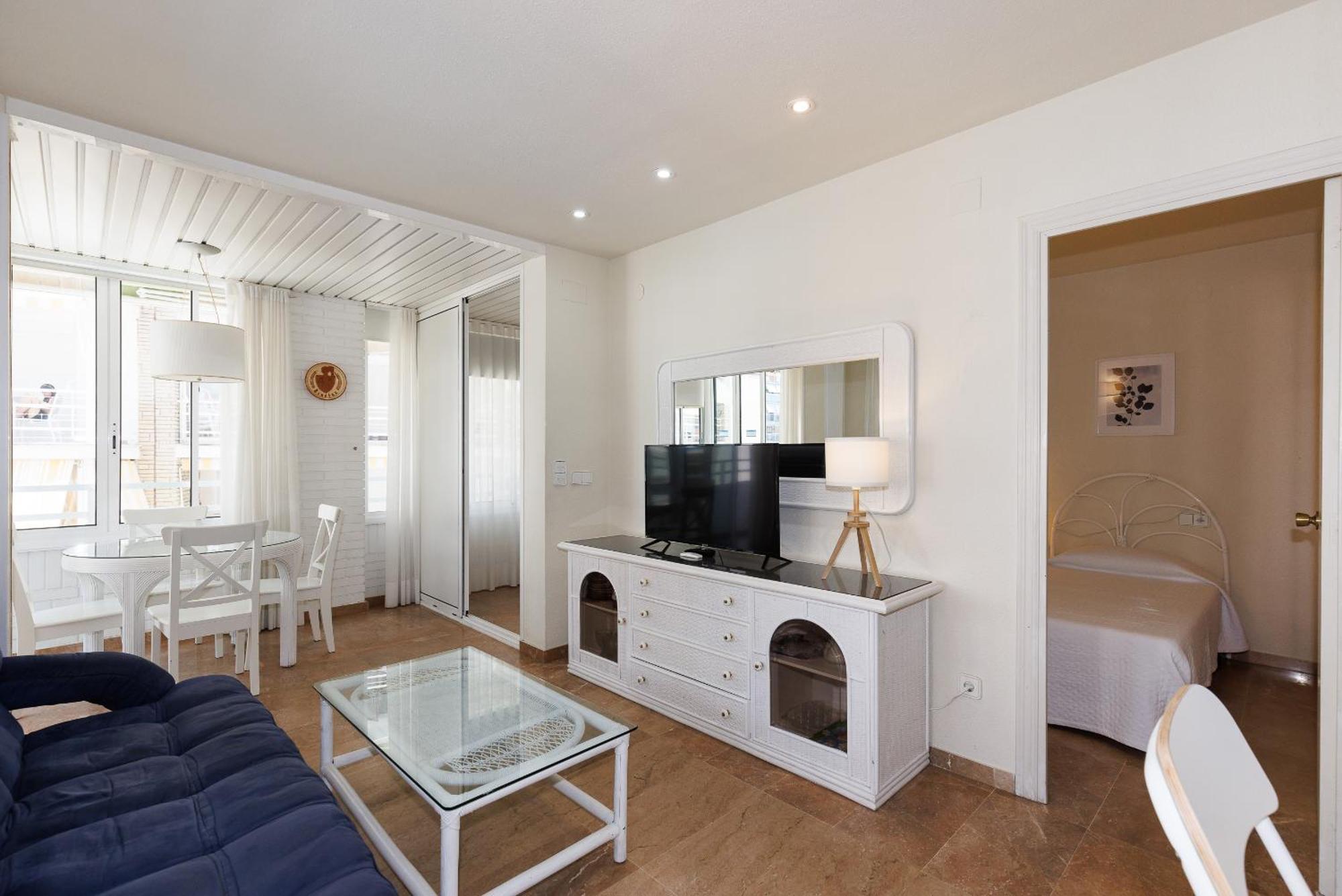 Uhc Center Apartments Σαλού Εξωτερικό φωτογραφία