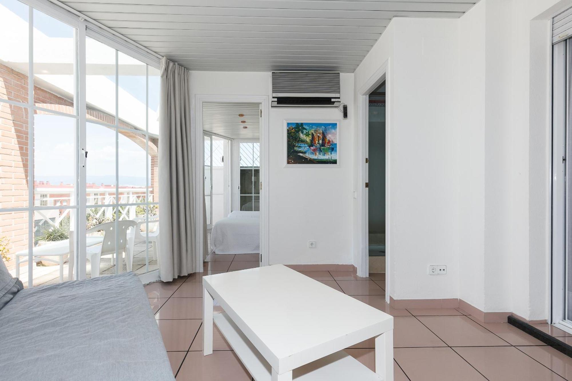 Uhc Center Apartments Σαλού Δωμάτιο φωτογραφία